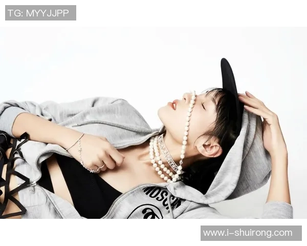 高清足球明星与女明星壁纸合集尽享视觉盛宴带你领略运动与时尚的完美结合